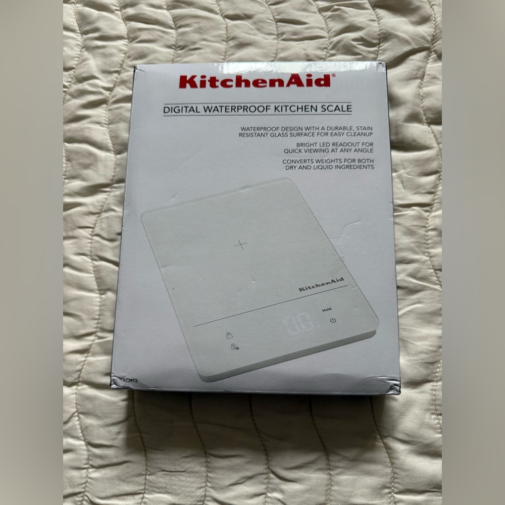 KitchenAid White Digital Kitchen Scale